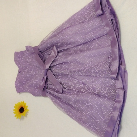 Girl's Dress - Picture 2 of 11
